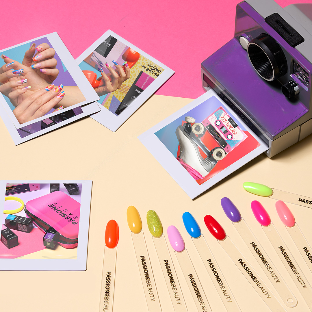 Tip unghie su cartine colori smalto semipermanente gel neon e glitter, campioni nail art multicolor, Passione Beauty