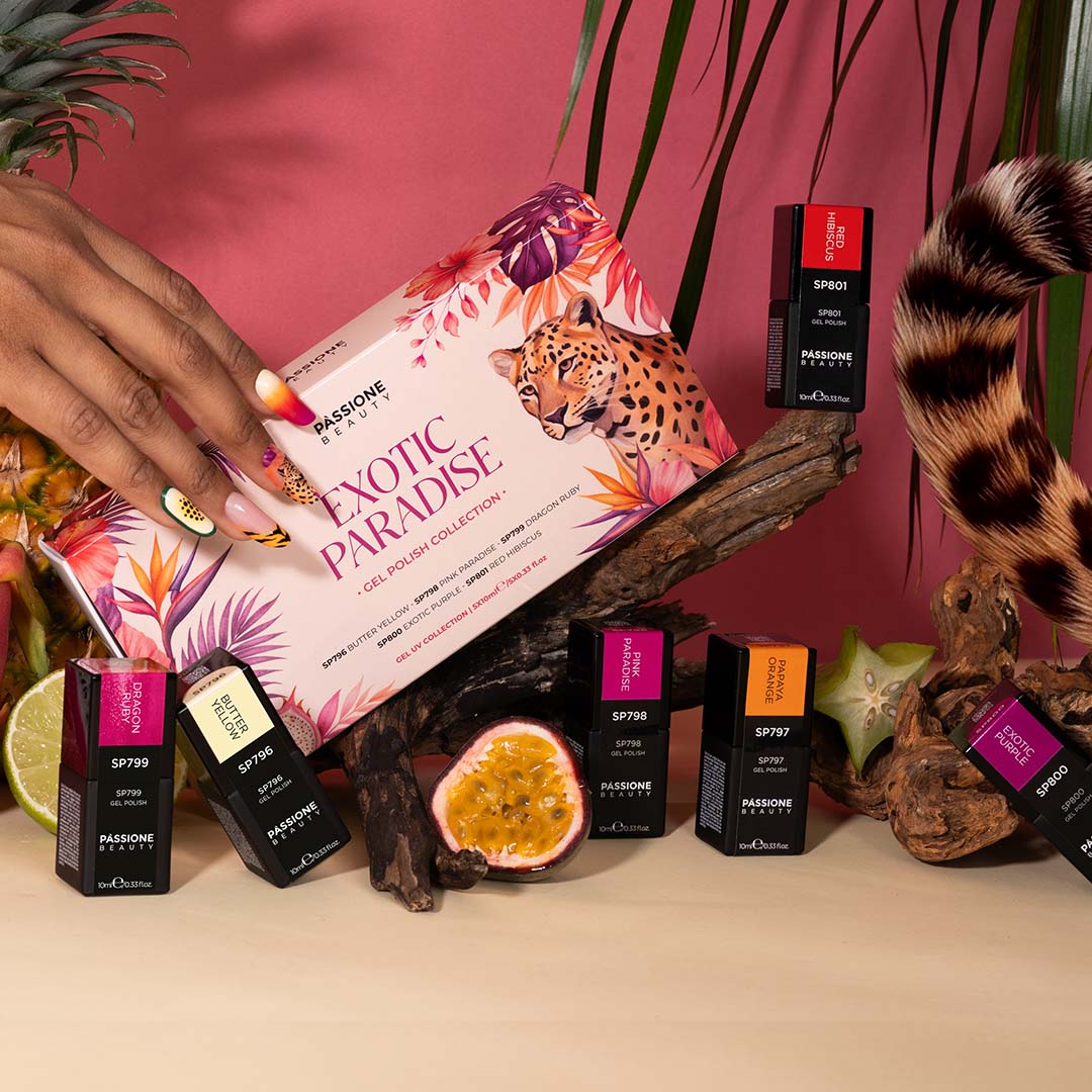 Collection estivale Passione Beauty de vernis semi-permanents rouge fuchsia, nude et jaune pastel, finition brillante pour nail art tropical professionnel.