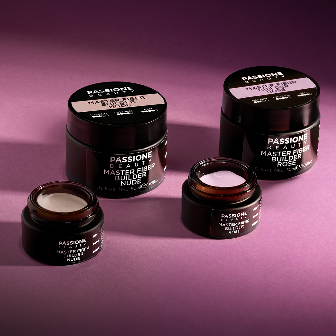 Barattoli gel ricostruzione unghie Passione Beauty Master Fiber tonalità rosa carne e rosa lilla coprenti.