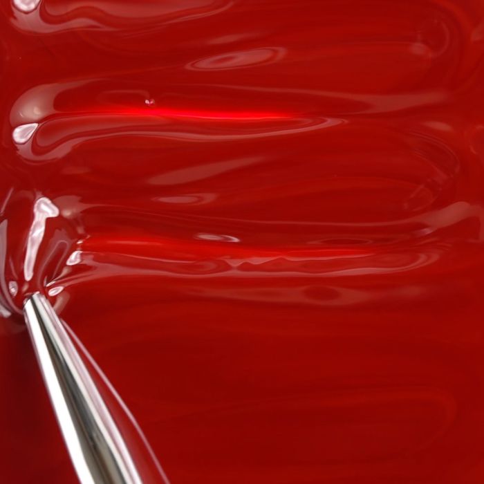 Application of Gel Nail Polish GP33 Lover 