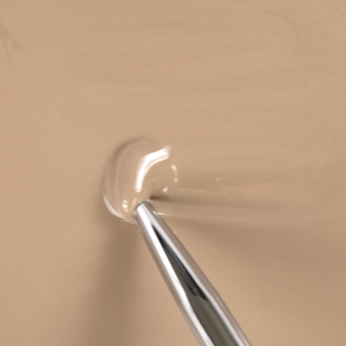 Application de Vernis semi-permanent SP589 Classic Taupe