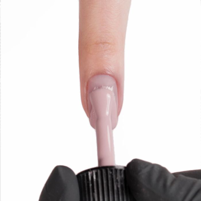 Anwendung von UV Nagellack NL738 Shiny Pink