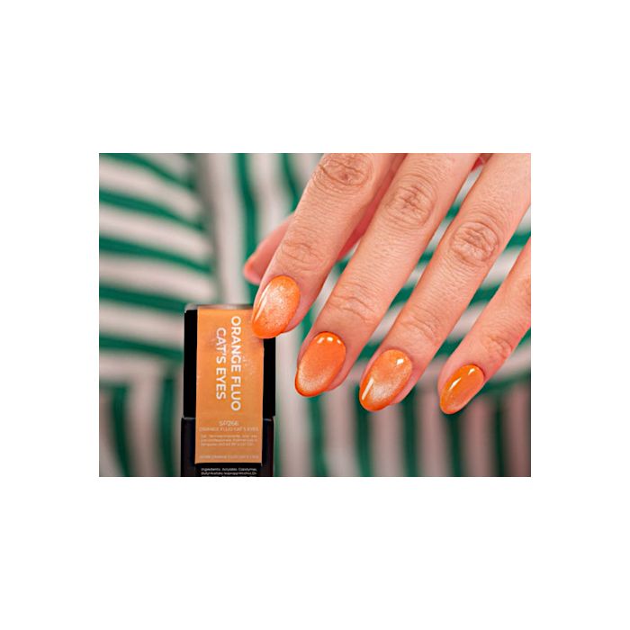 Orange Nail Look! | Unghie Effetto Occhi di Gatto