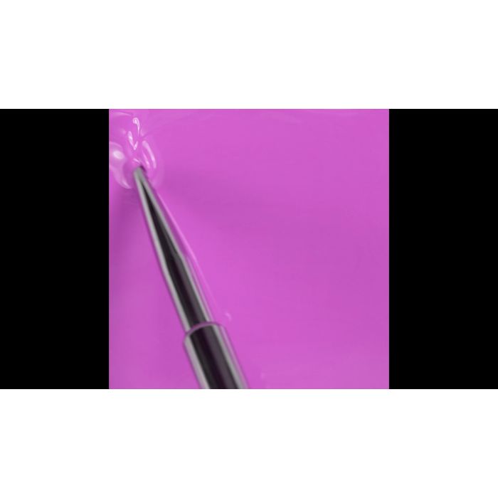 Applicazione di Smalto semipermanente SP672 Purple Velvet Cake