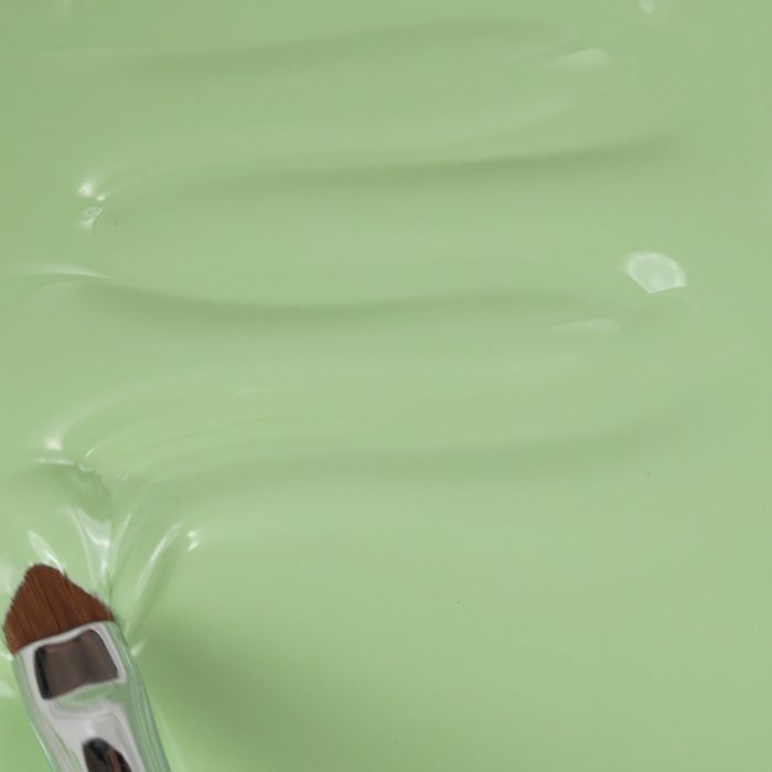 Application of Gel colour F30 Milky Mint