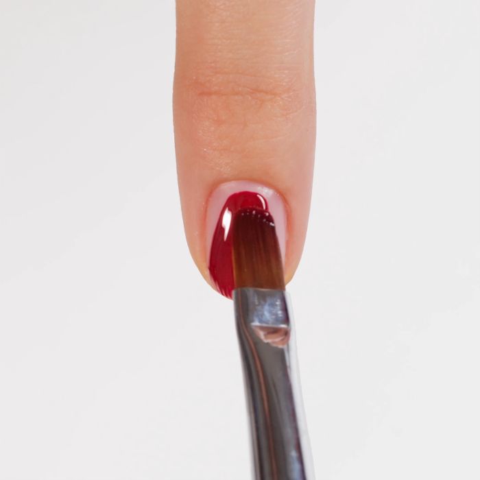 Application de Gel Couleur F33 Ruby