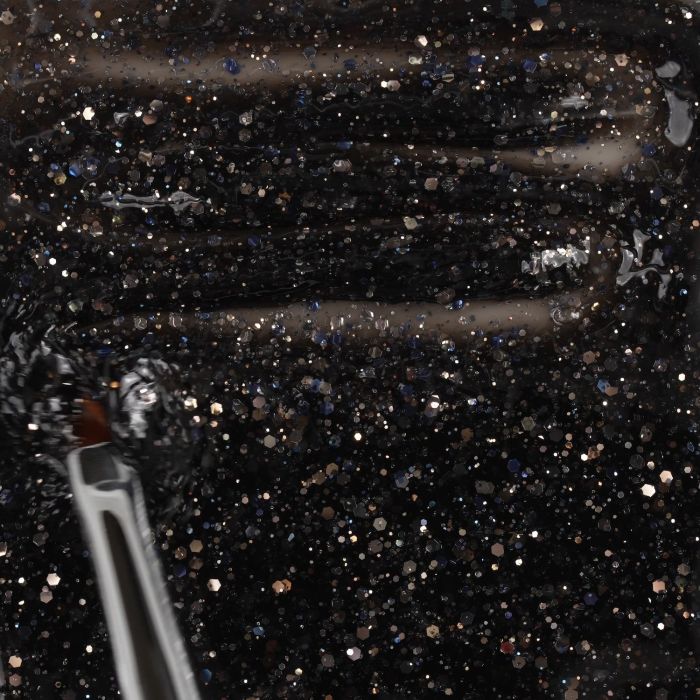 Application de Glass Glitter Black 15ml