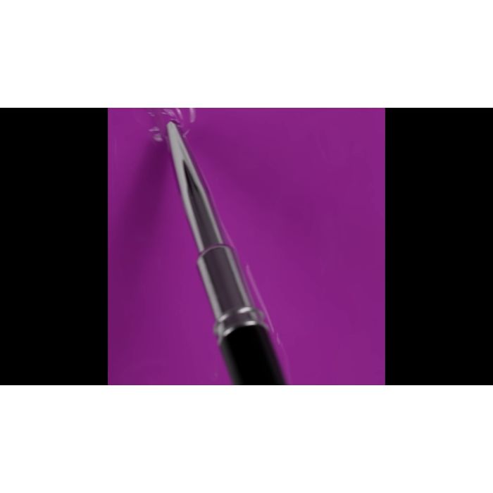 Application de Vernis semi-permanent SP690 Violet Folie