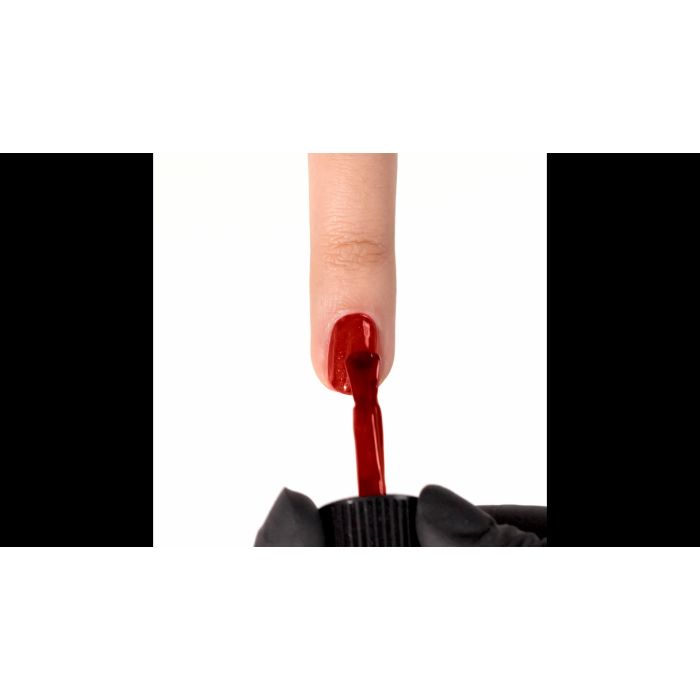 Aplicación de Esmalte semipermanente SP624 Red Cat Eye
