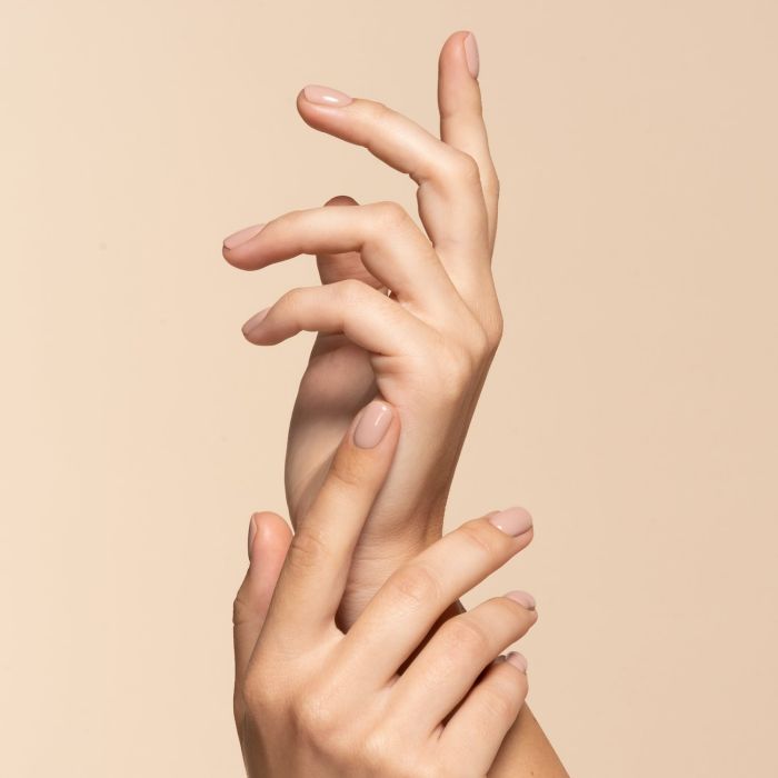 Esmalte semipermanente SP597 Creamy Nude detalle