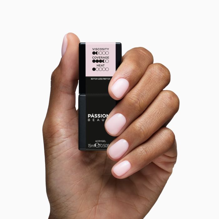 Liquid AcrilGel® Milky Nude 15ml - Gel constructeur autoégalisant à faible viscosité nude laiteux - détail 3