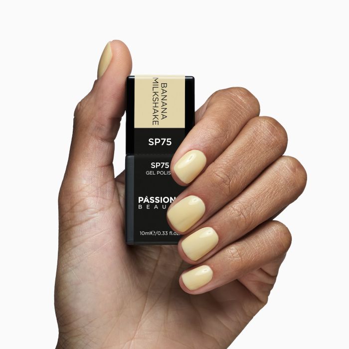 Vernis semi-permanent VS75 Banana Milkshake détail