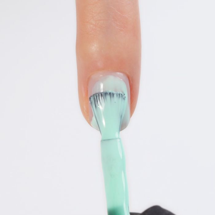 Aplicación de Esmalte Semipermanente EP74 Apple Milkshake