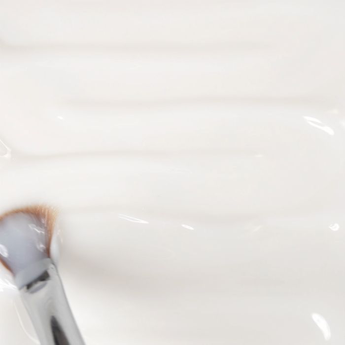 Application de Gel couleur C146 Milky White