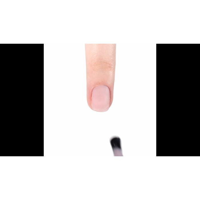 Application de Vernis semi-permanent VS505 Milky Ballerina