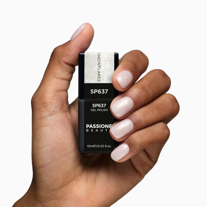 Esmalte semipermanente SP637 Snowflakes - Esmalte semipermanente Blanco Nieve con Maxi Purpurina - detalle 1