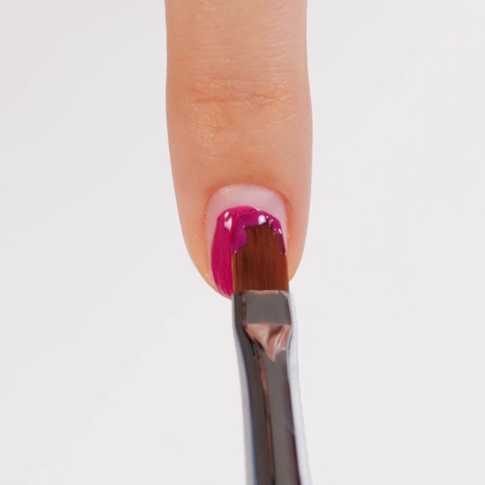 Application of Gel colour F06 Sweety