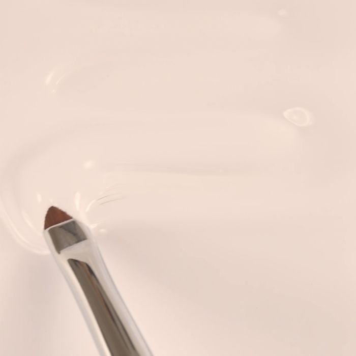 Application de Gel Couleur F86 Milk