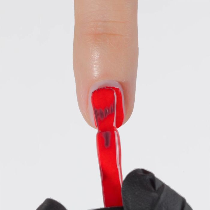 Aplicación de Esmalte semipermanente SP801 Red Hibiscus