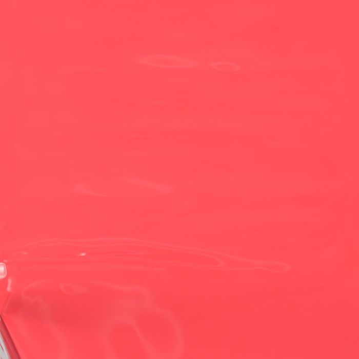 Application of Gel Nail Polish GPC25 Coral 