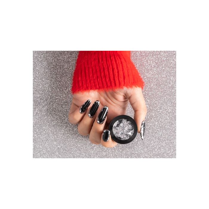 Black Rocks! | Unghie nere e argento