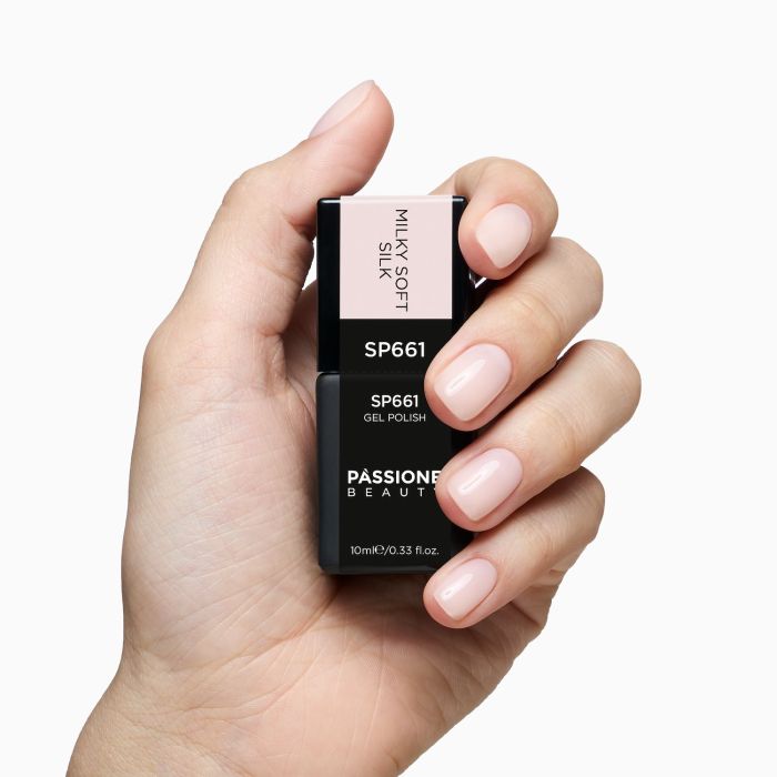 Esmalte semipermanente SP661 Milky Soft Silk detalle