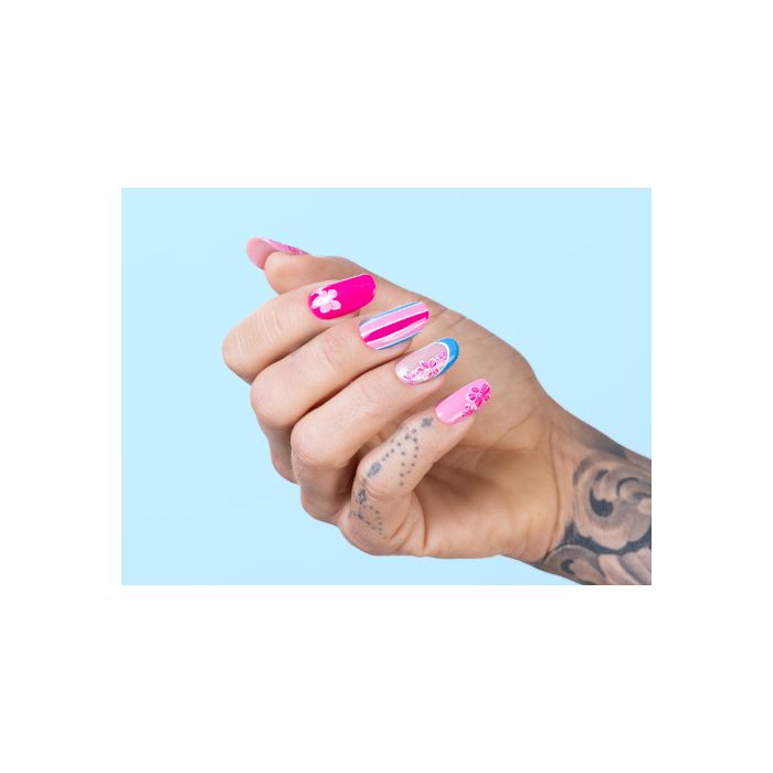 Malibu nail art | Unghie fiori hawaiani