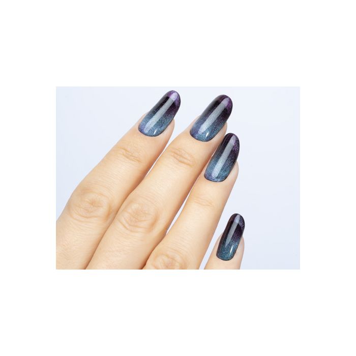 Winter Party Nail Art | Unghie Cat's Eyes