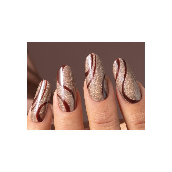 Manicura de invierno elegante