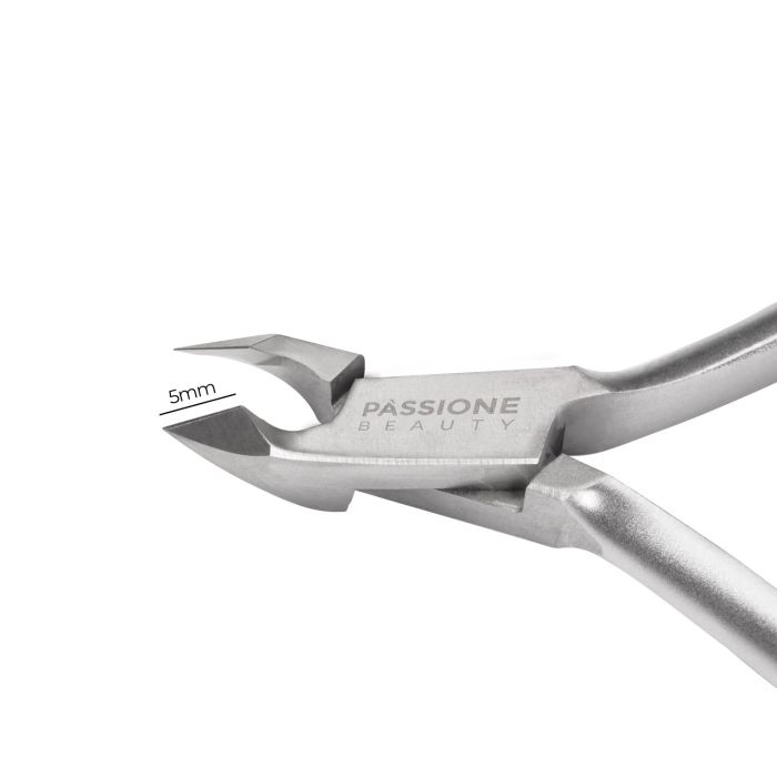 Stainless Steel Cuticle Nippers 5mm detail