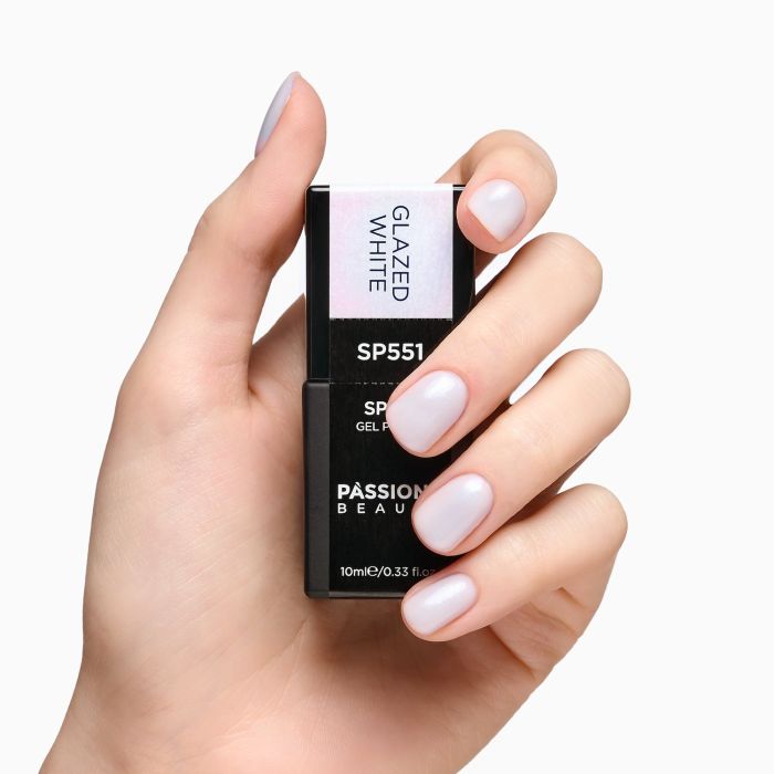 Vernis semi-permanent SP551 Glazed White détail