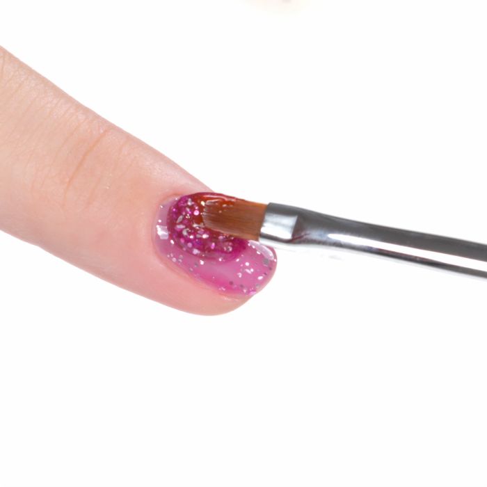 Application de Glass Glitter Fuchsia 15ml