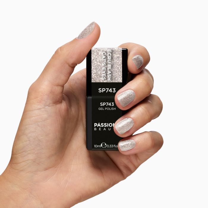 UV-Nagellack SP743 Écru Flash Cat Eye - UV-Nagellack Écru Cat-Eye-Effekt - Detail 3