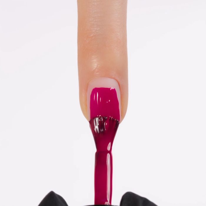 Application of Gel Nail Polish GP117 Drama 