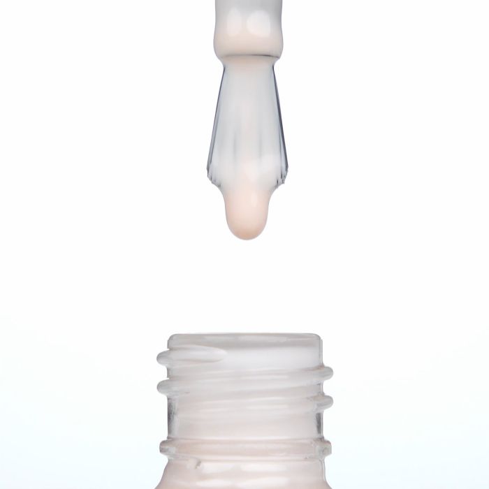 Anwendung von Nagellack NP279 Soft Sand