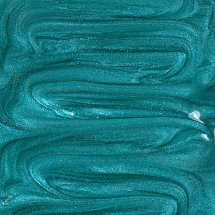 Application of Gel Nail Polish GPA01 Maracaibo