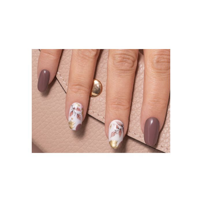 Nail art micro-peinture effet aquarelle