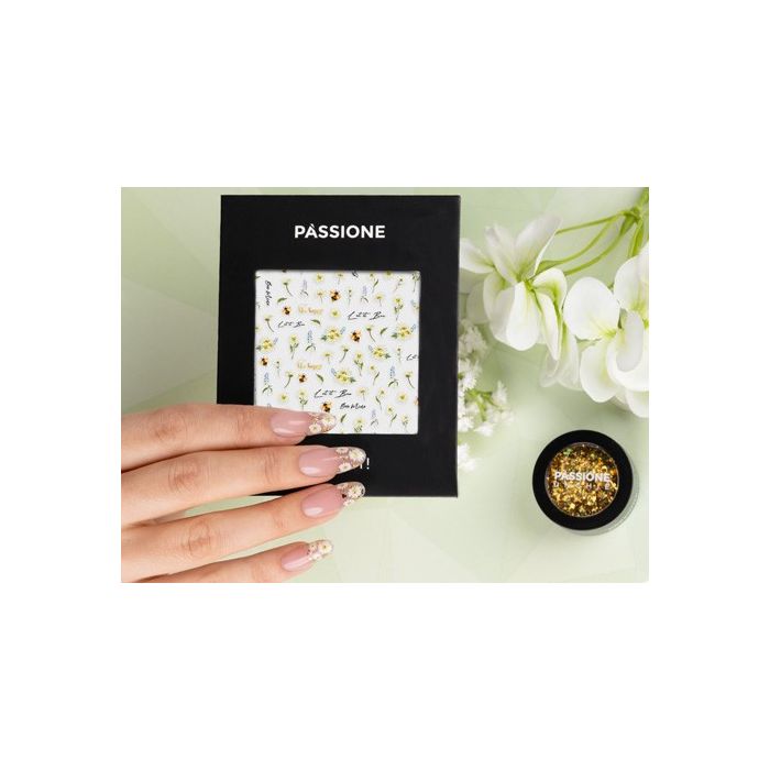 Let it Bee | Unghie con margherite