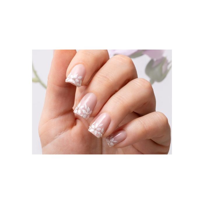 Wedding nails | Ongles de mariée