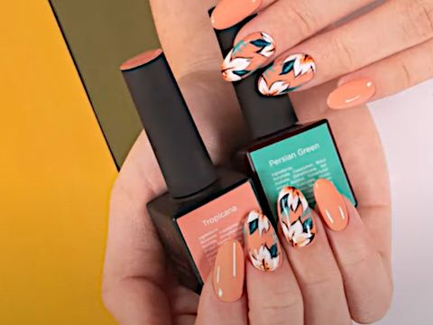 Adventure Mood! | Nail art floreale