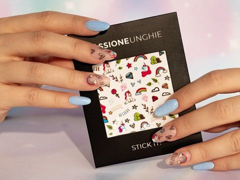 Spring Unicorn! | Nail art con adesivi per unghie