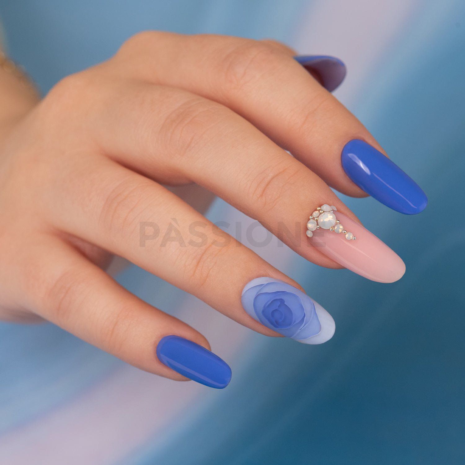 White Opal Strass SS16 detalle