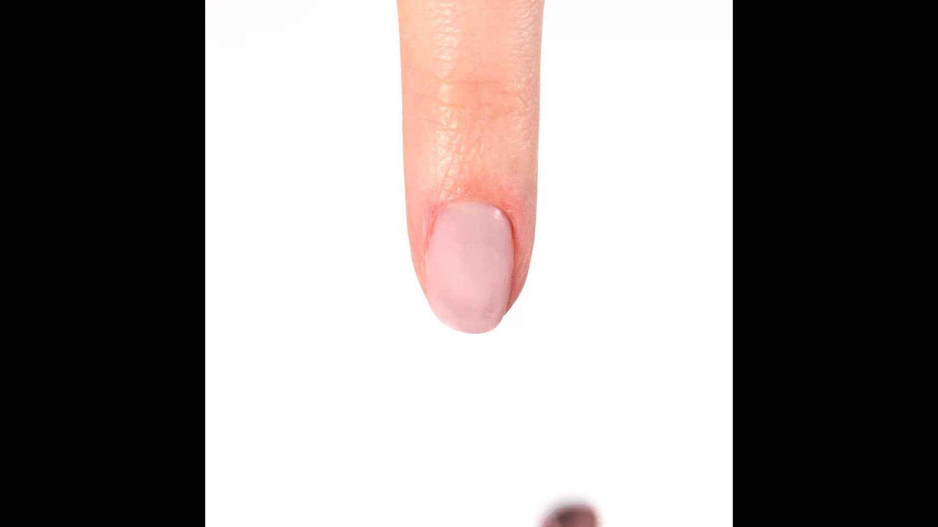 Aplicación de Esmalte semipermanente SP600 Pinky Blush