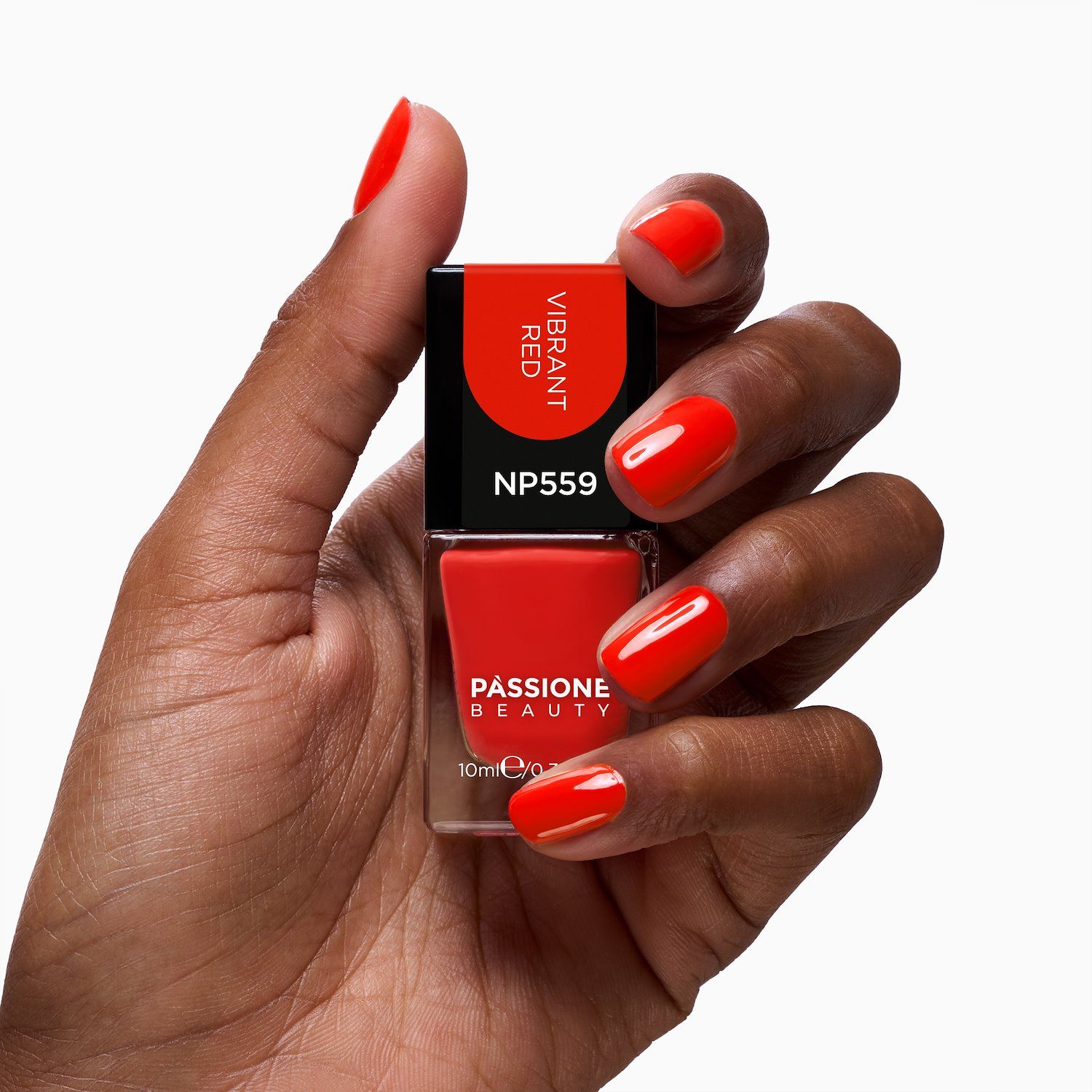 Nagellack NP559 Vibrant Red Detail