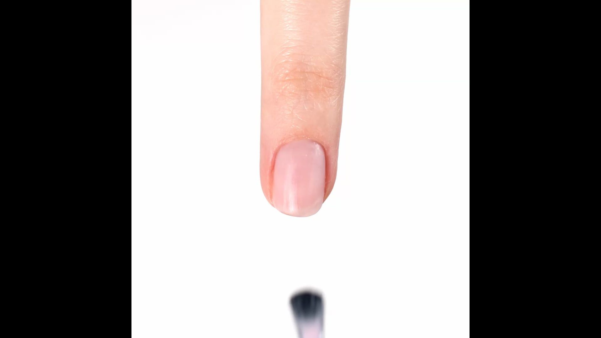 Application de Vernis semi-permanent SP686 Rose Quartz