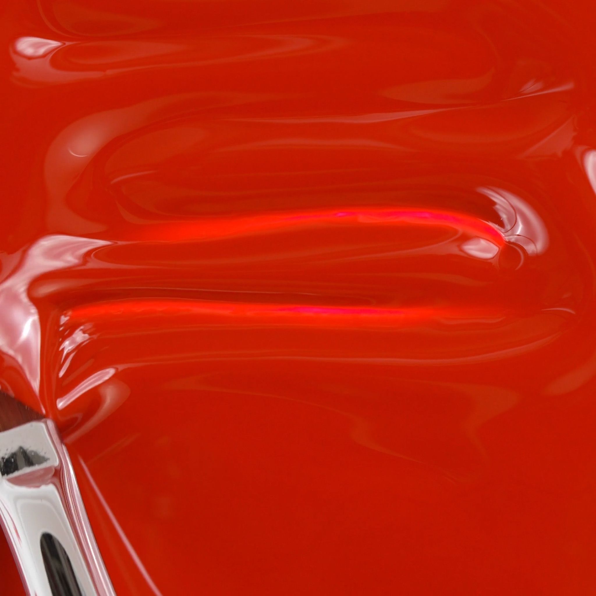 Application of Gel colour F05 Revenge Red