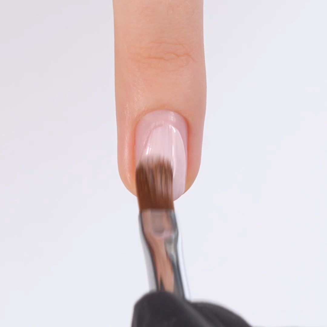 Applicazione di Gel Color C117 Angela