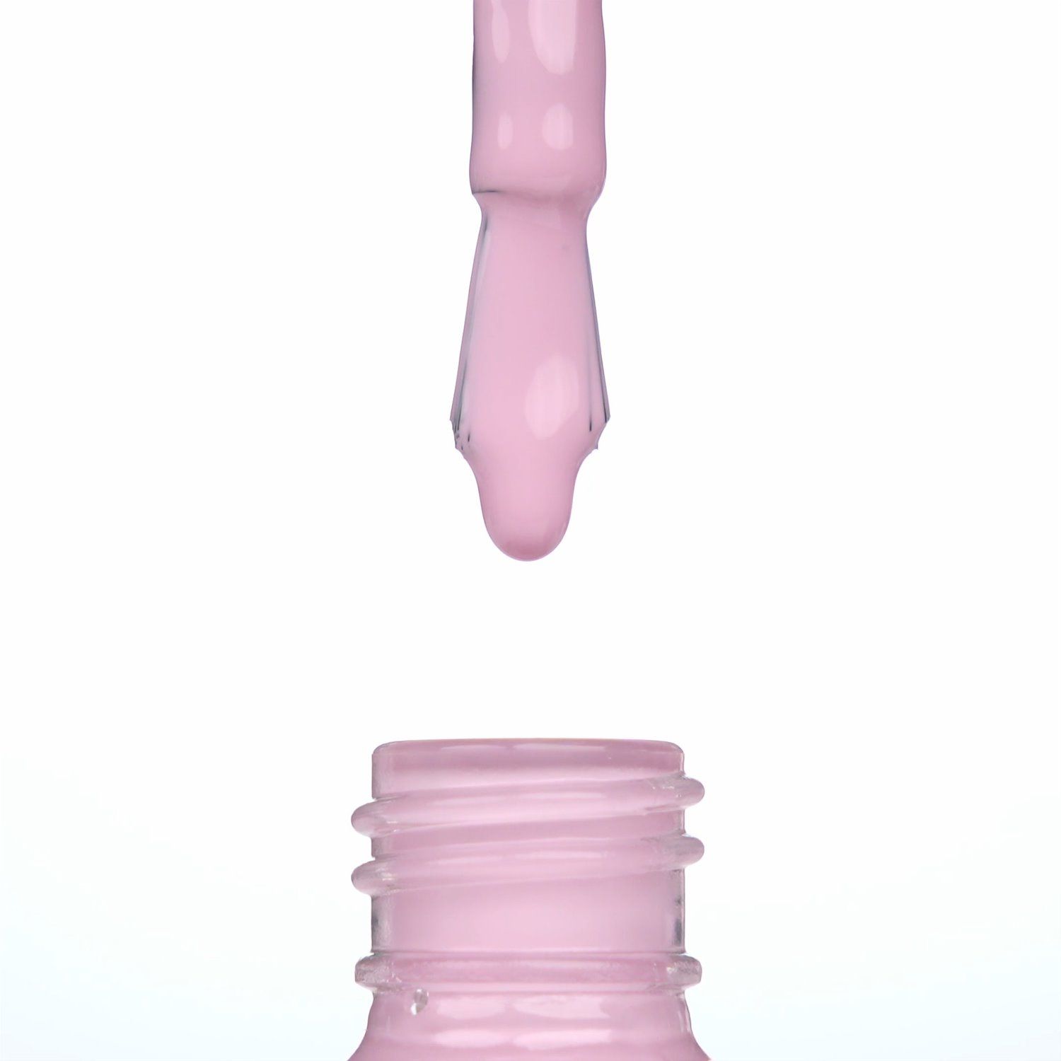 Anwendung von Nagellack NP14 Virgin