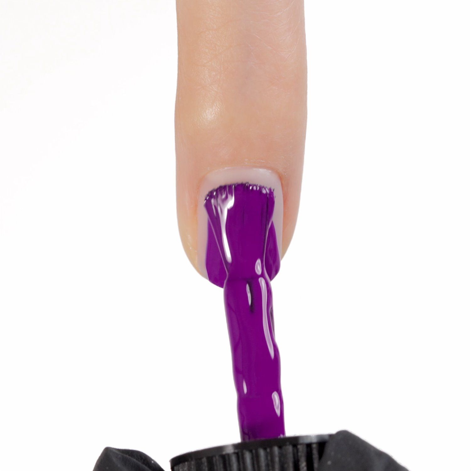 Application of Gel Nail Polish SP182 Pop Art