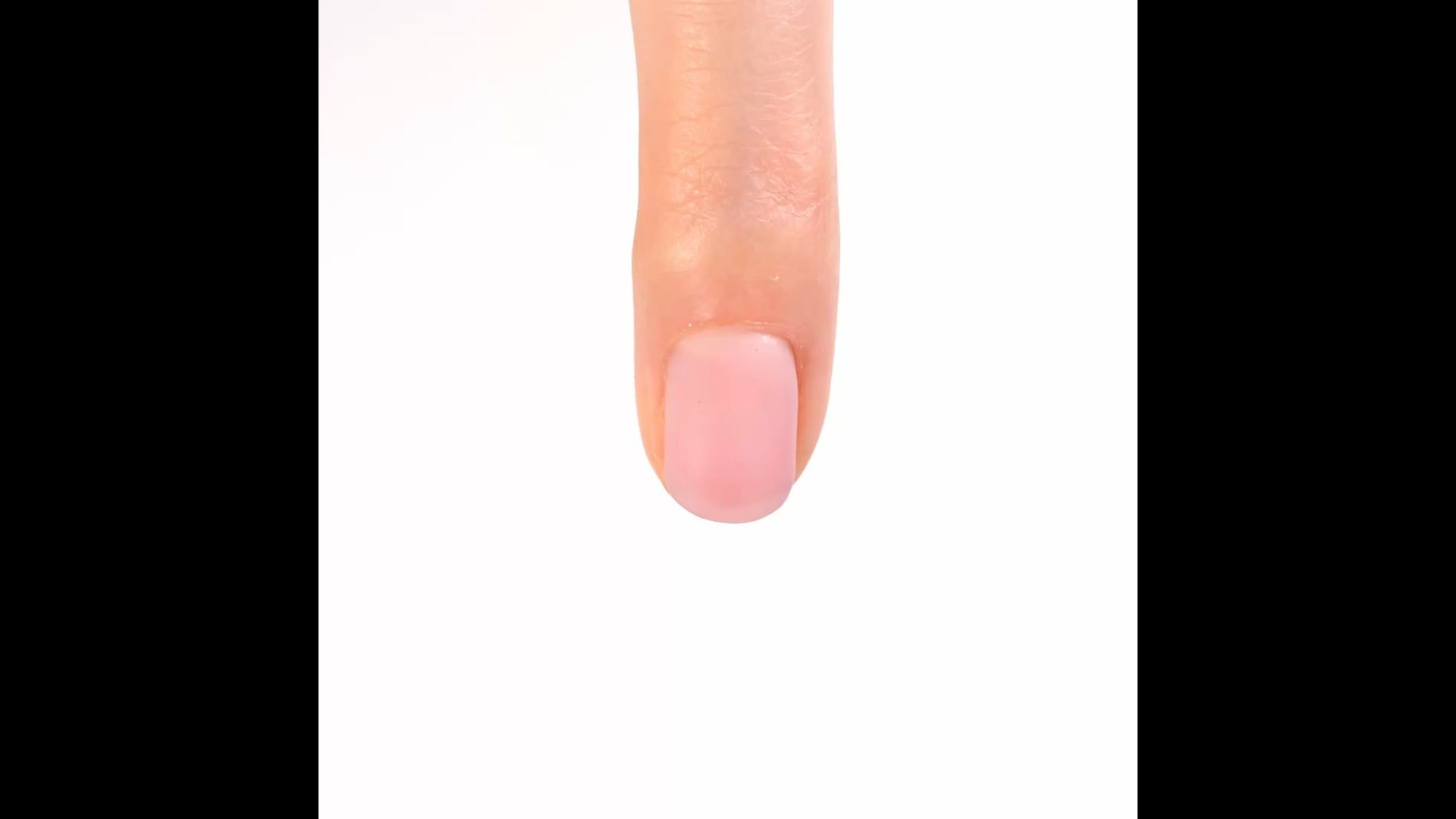Application of Gel Nail Polish GP25 Diablo 